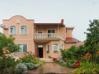 LUX Private House near Arcadia 