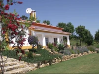 Au Claire De Vignes 