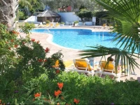 Alto Club Apartments 