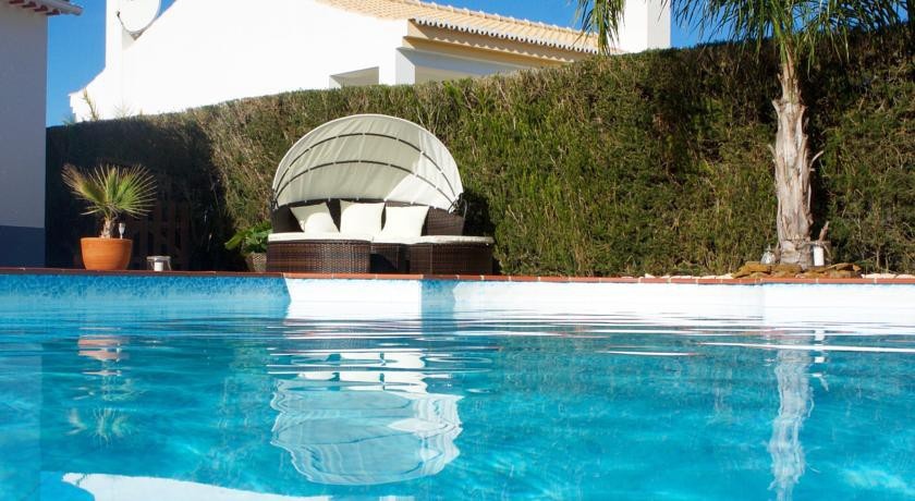 AnchorHouse Portugal - GuestHouse // SurfHouse 