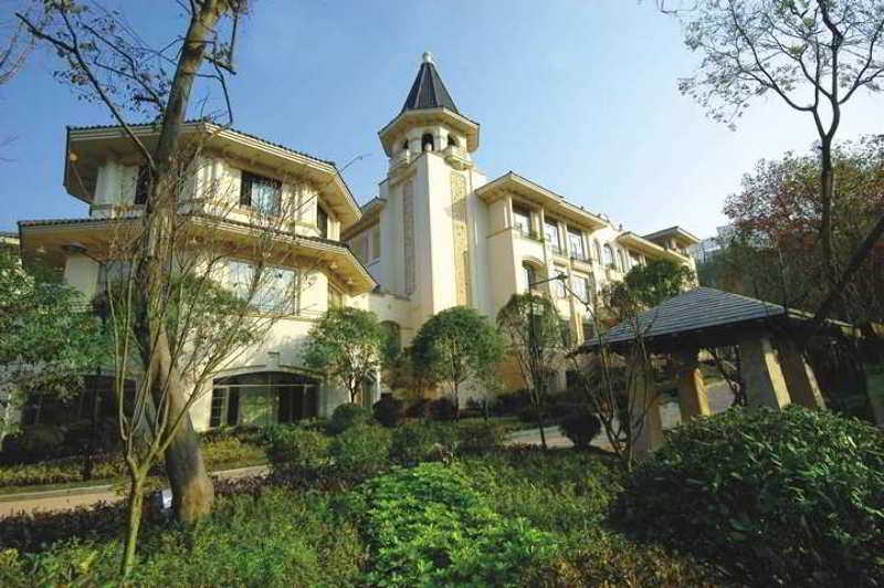 Hilton Guiyang 5*
