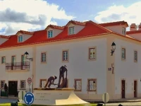 Casa do Largo - GolegГЈ - Turismo de HabitaГ§ГЈo 