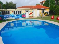 Carcavelos Surf Hostel 