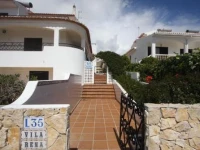 Blue Wave GuestHouse 