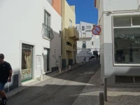Oliveira House 