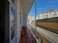 Almirante Reis Apartment 