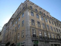 B Lisbon 