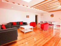Downtown Seaview Apartment 