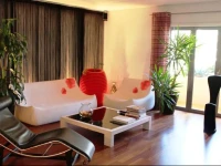 Lisbon Luxury apartment W/ garage 