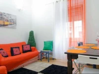 Orange Flat 