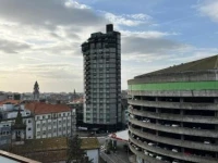 Make Yourself At Home - Porto 