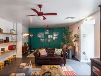 Moon Hill Hostel 