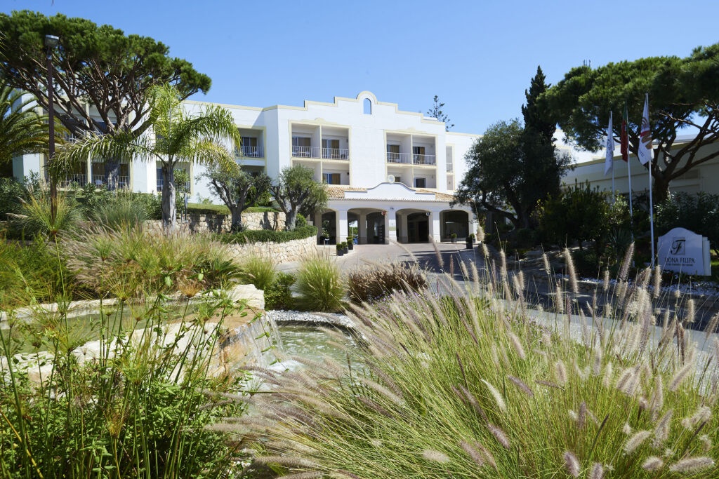 Dona Filipa Hotel 