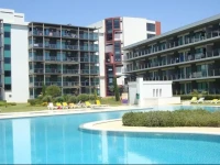 Golf Club Apartment 