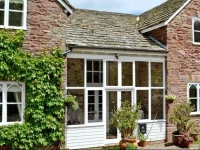 Coach House 