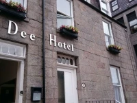 Dee Hotel 