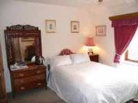 Wayside Guest House 