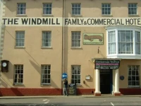 The Windmill Family & Commercial Hotel 