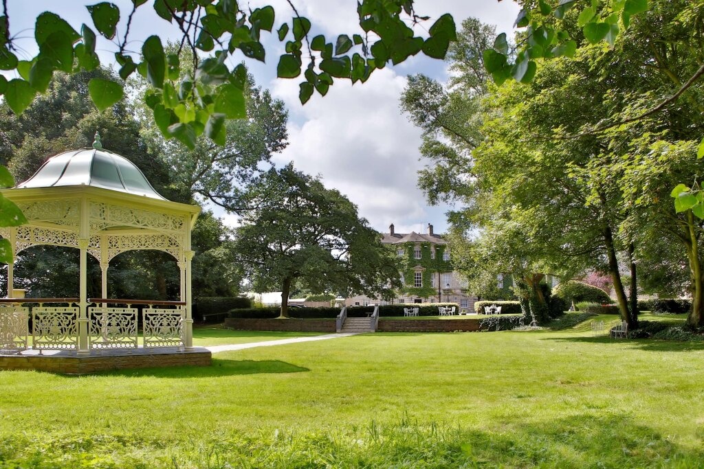 Best Western Plus Aston Hall Hotel 