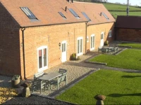 Lower Berrow Farm Cottages 