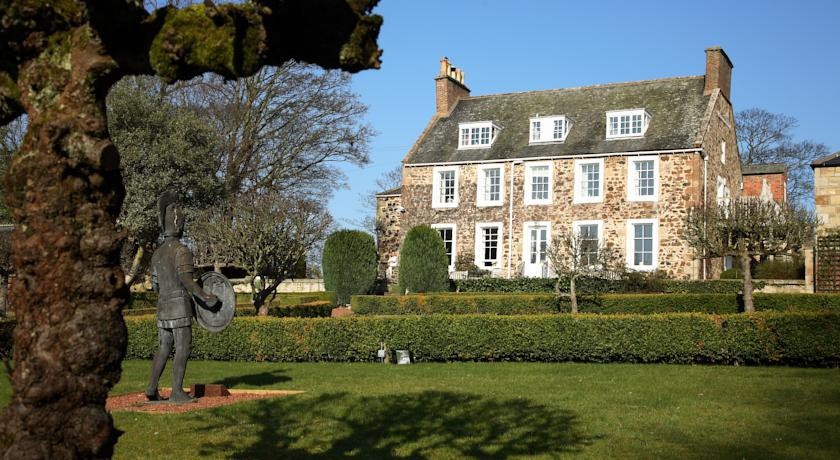 Waren House Hotel 