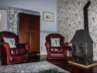 RHOS UCHAF. Country House. B+B 