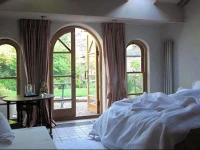 Machado Gallery B&B 