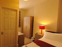Gails Guest House 