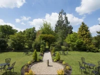 Woodlands Lodge Hotel 