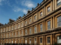 Bath Circle 