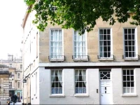 Abbey Green Apartment 
