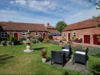 Home Farm & Lodge 