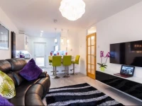 Salisbury Apartment 