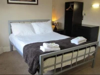 Grail Court Hotel 