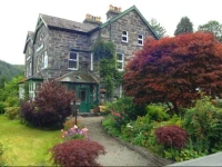 Coed-y-Fron 4*