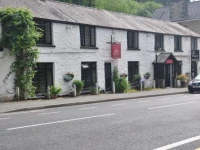 Dragon Bed and Breakfast 