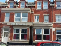 Mr. Sandmans Hotel 