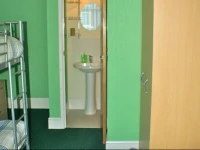 Seasons 24 Guest House 