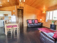 Cherry Lodge 50079 