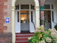 Shirley B & B 