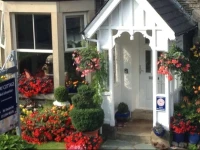 May Cottage B&B 