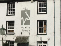 White House Hotel & Restaurant 