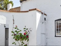 Rose Tree Cottage 