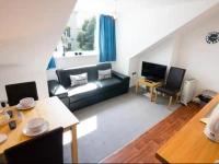Brighton Station Apartment 