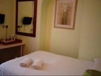 Aron Guesthouse 