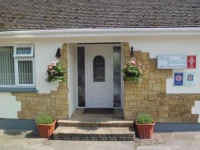 Fair Winds Guest House 