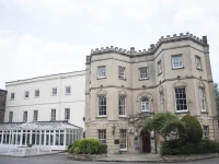 Arnos Manor Hotel 