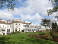Bromley Court Hotel 