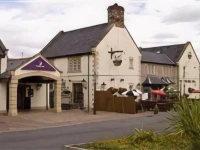 Premier Inn Dundee East 