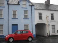The Blue House Apartments 
